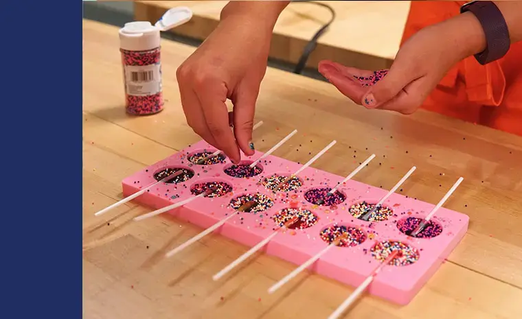 CandyCookingHeaderright